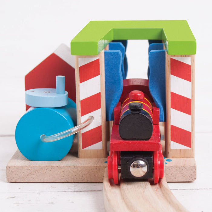 BigJigs Train Washer 