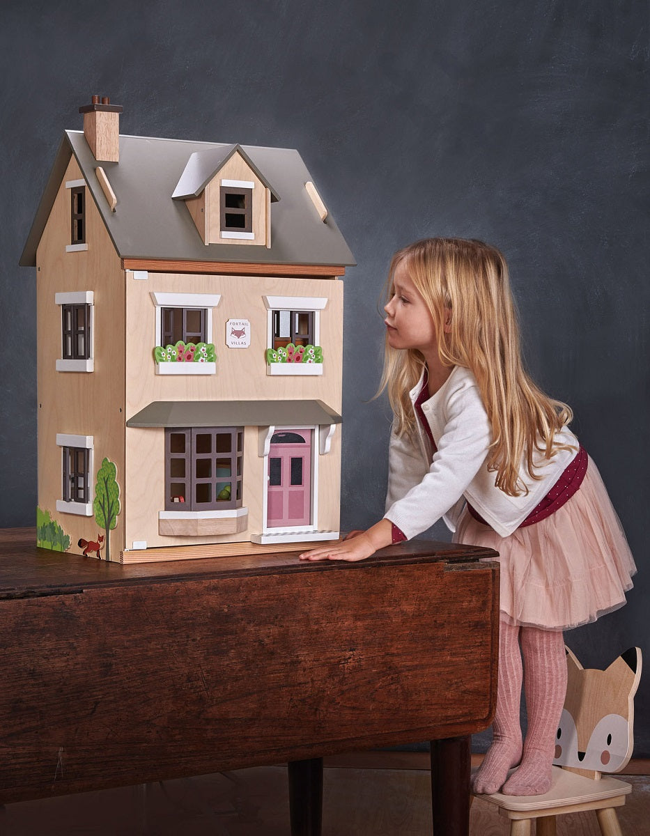 Foxtail Villa Dolls House