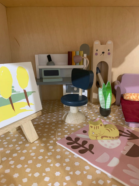 Tender Leaf Toys Dolls Study Furniture Set